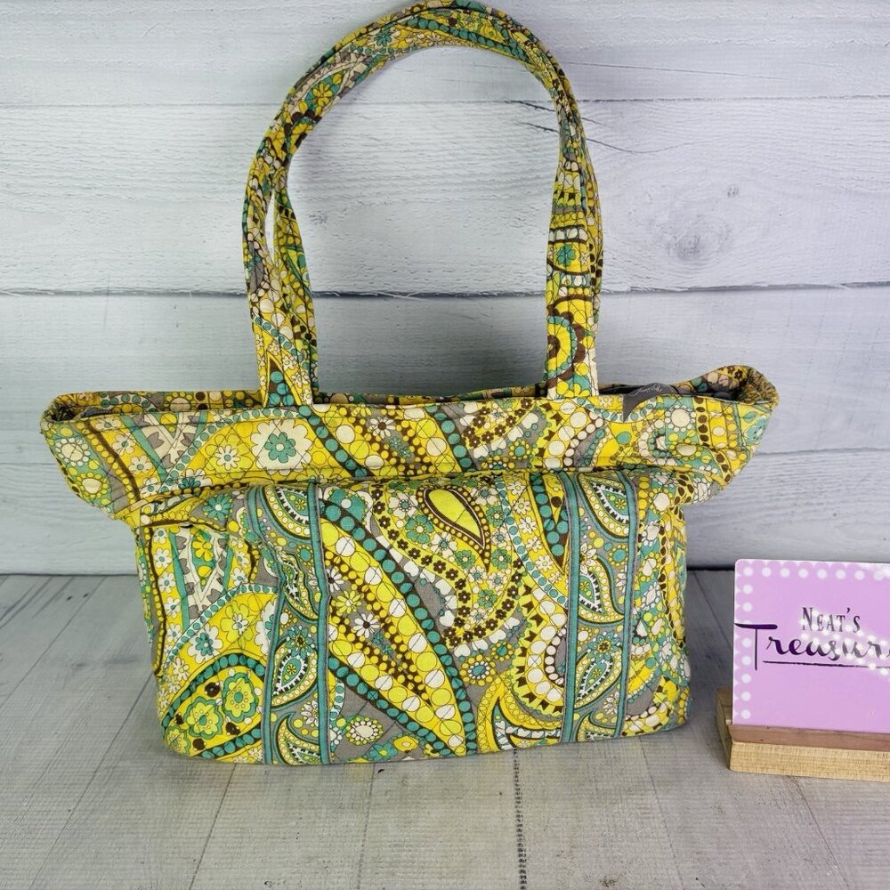 Vera Bradley Retired LEMON PARFAIT Strap Quilted Medium Zip Shoulder Bag Purse